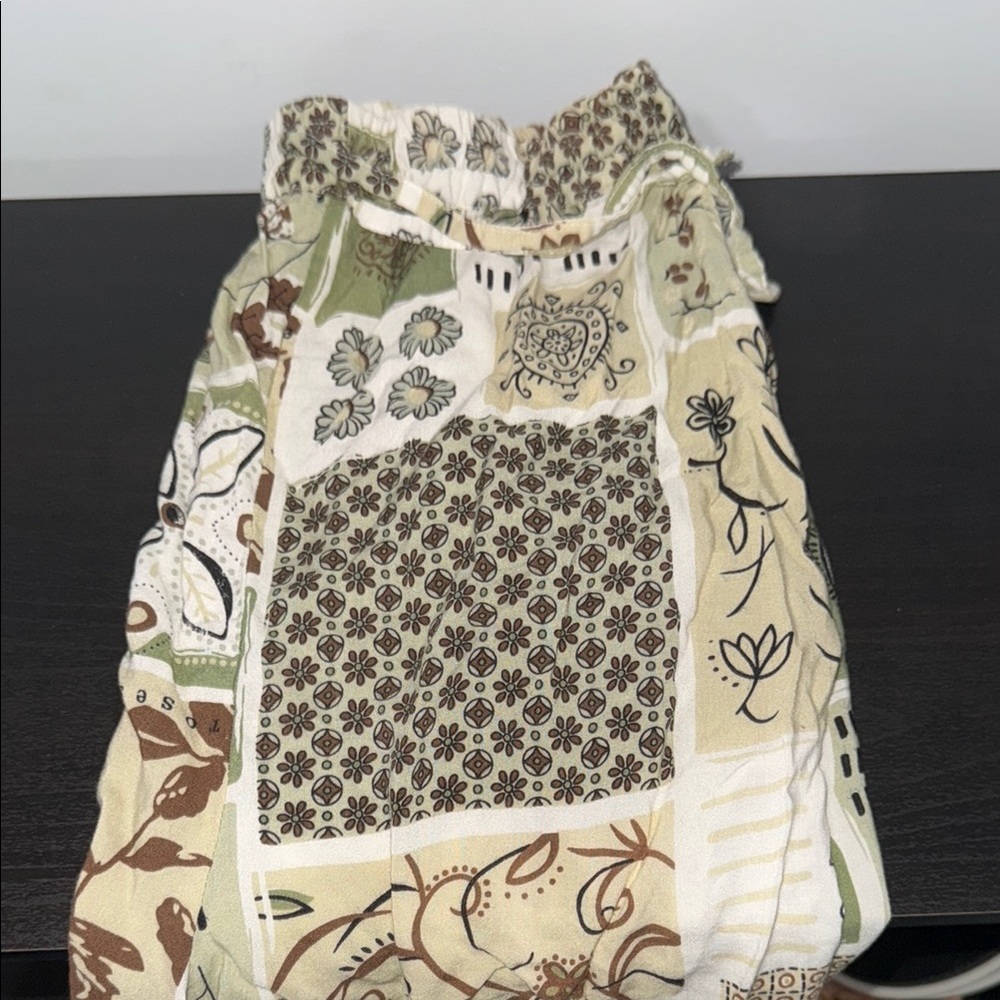 Floral Patchwork Shorts - Green and Cream